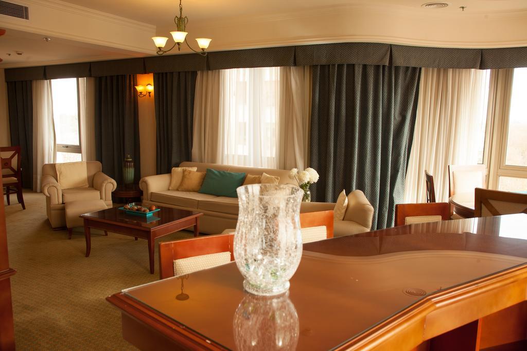 Epic Hotel Villa Mercedes Εξωτερικό φωτογραφία