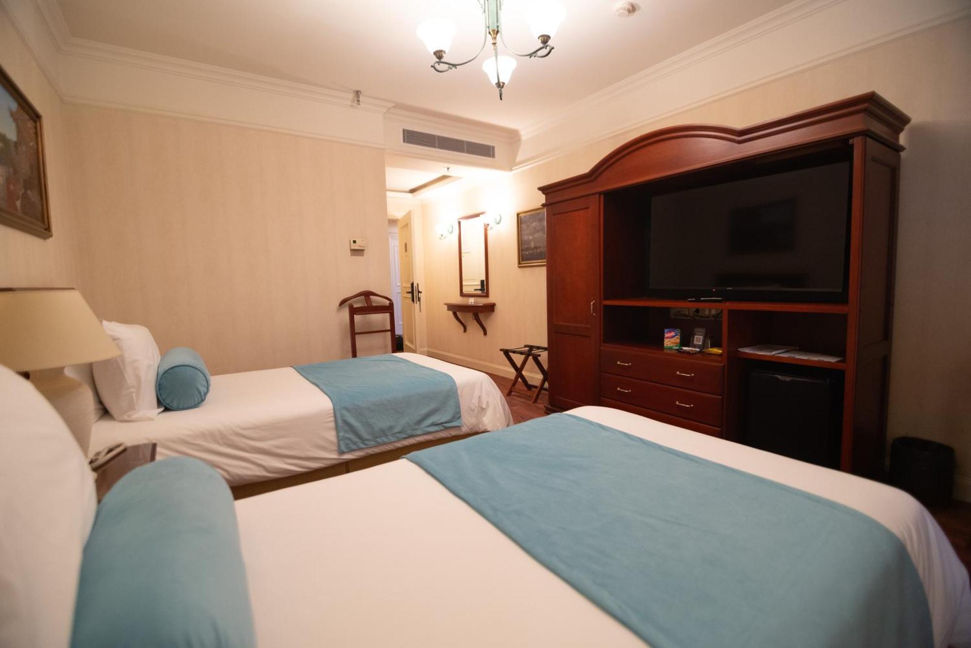 Epic Hotel Villa Mercedes Εξωτερικό φωτογραφία